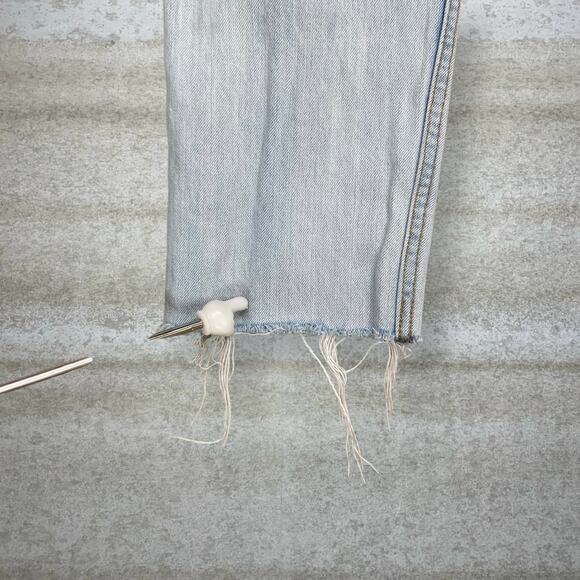 Vintage Y2K Levis Jeans 27x27 Regular Tapered Leg Fit Light Wash Orange Tab - Picture 8 of 8